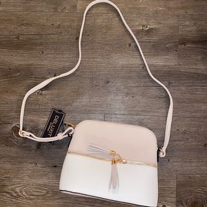 DELUXITY nude & white cross purse